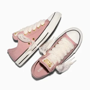 Chuck Taylor All Star Lace